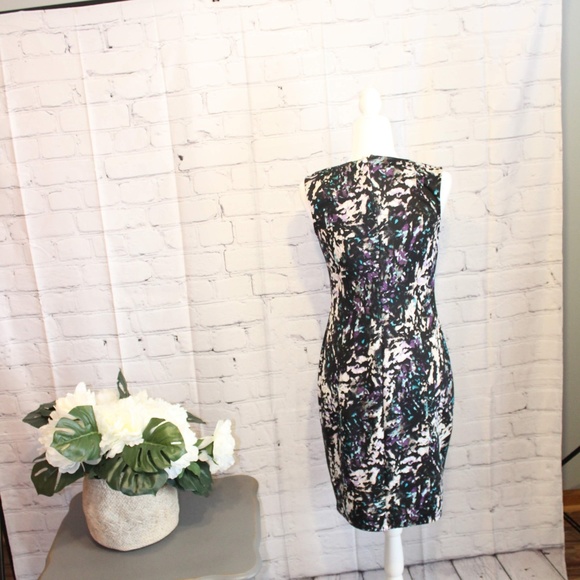 Mossimo Abstract Print  Knee Length Dress - Picture 4 of 4